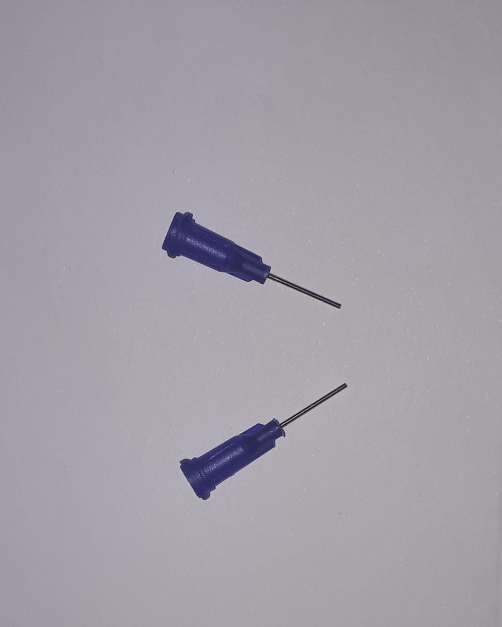 AIGUILLE METALLIQUE MAUVE E21  :